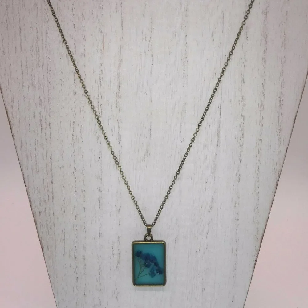 Necklace Square Brones Tone w/ Blue Dried Flowers